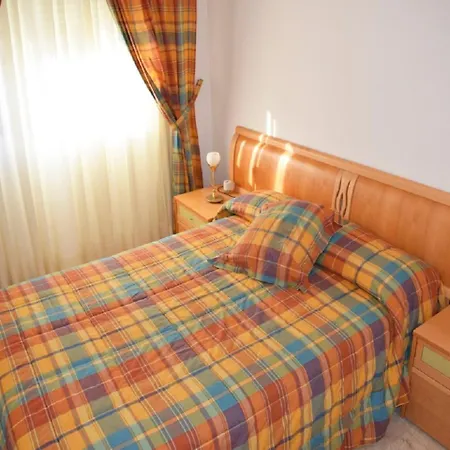 Apartment Apartamento Marina Puente Romano *