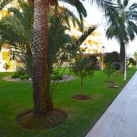 Apartment Apartamento Marina Puente Romano